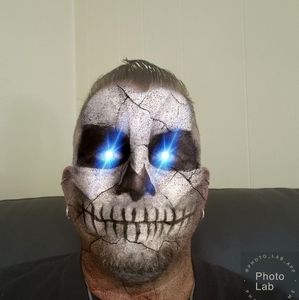 Meet your Posher, Gregory